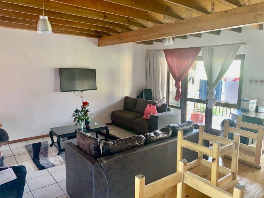 3 Bedroom Property for Sale in Heatherlands Western Cape